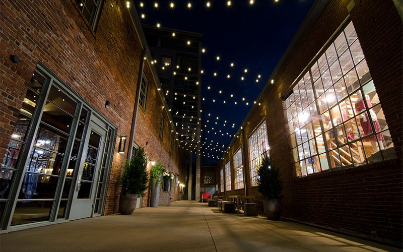 custom-permanent-commercial-lighting-at-the-gulch